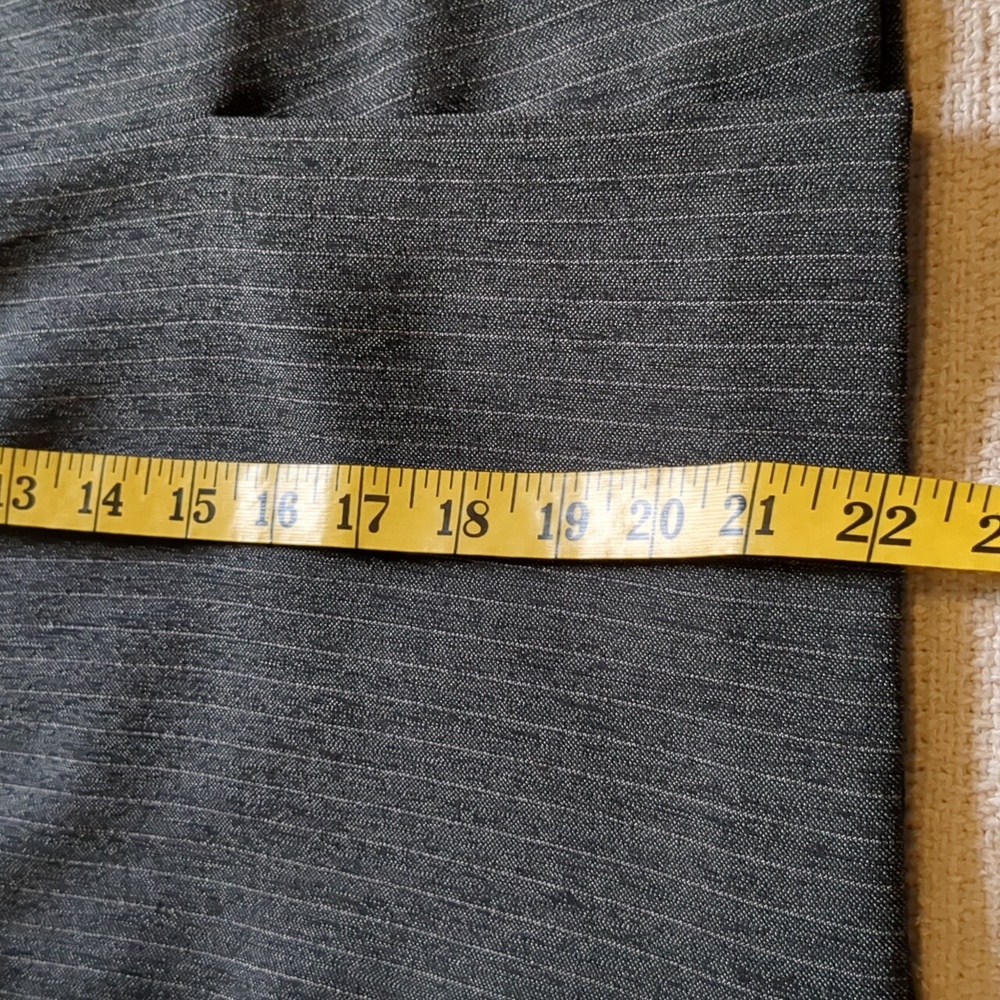 Evan-Picone pinstripe Suit! - Picture 11 of 11